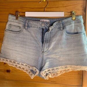 PLUS lace trim jean shorts